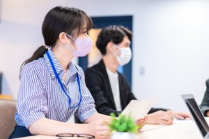 まだまだ必需品の「コパーマスク」